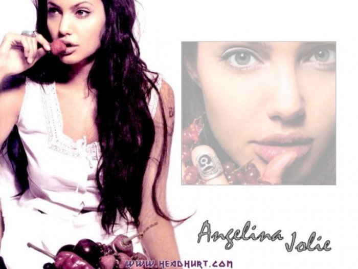 Angelina Jolie 10.jpg